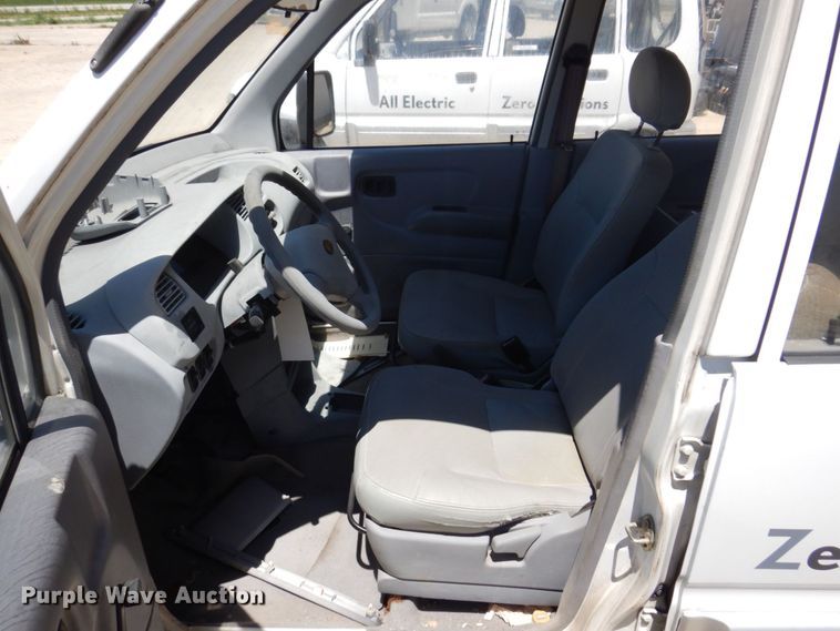 image for item KR9259 (3) Qingyuan ZX40 vans