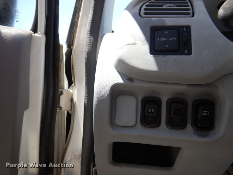 image for item KR9259 (3) Qingyuan ZX40 vans