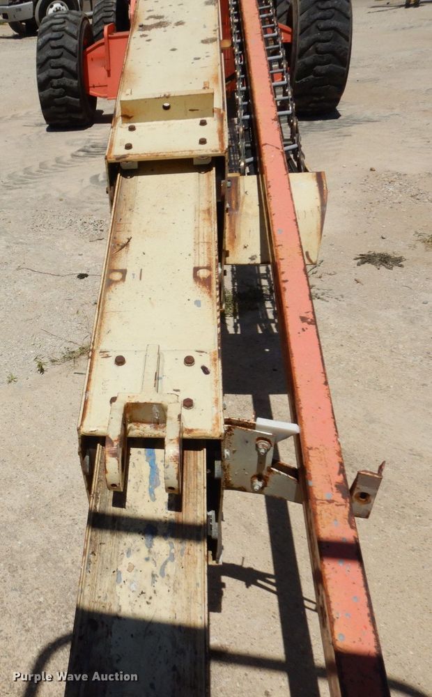 image for item KR9260 1997 JLG 80HX  boom lift