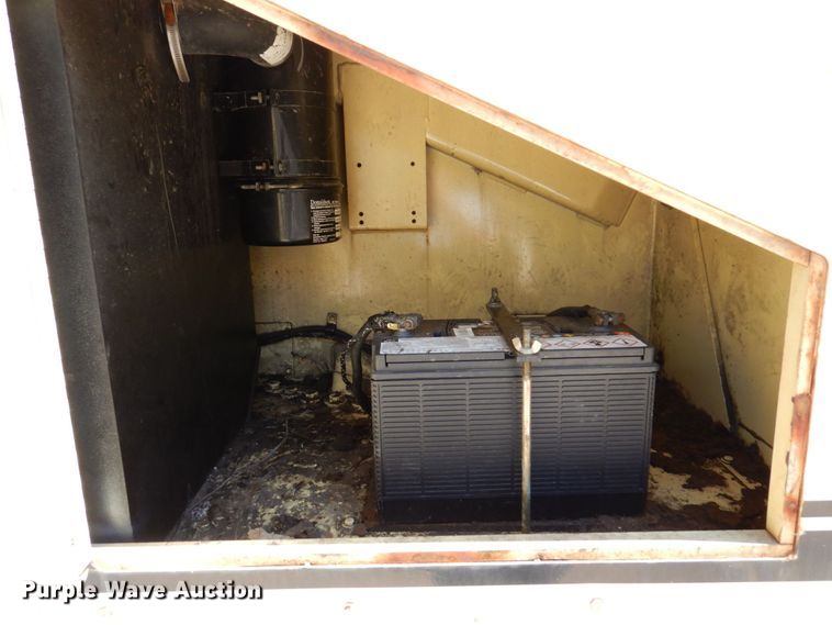 image for item KR9260 1997 JLG 80HX  boom lift