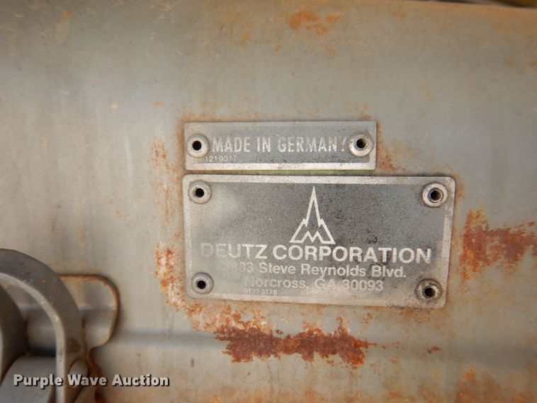 image for item KR9260 1997 JLG 80HX  boom lift