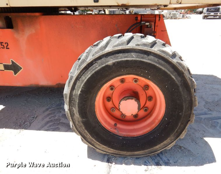 image for item KR9260 1997 JLG 80HX  boom lift