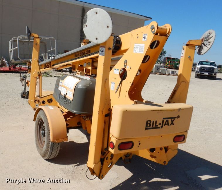 image for item KR9265 2006 Biljax 3632T  boom lift