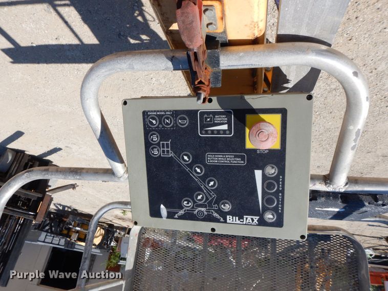 image for item KR9265 2006 Biljax 3632T  boom lift