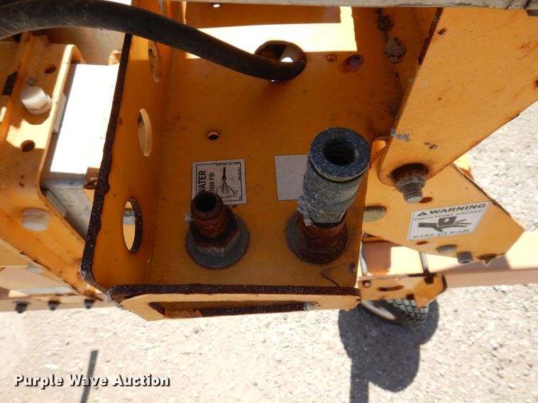 image for item KR9265 2006 Biljax 3632T  boom lift