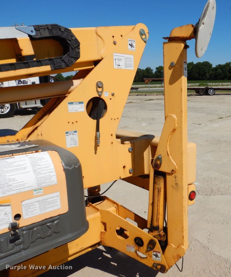 image for item KR9265 2006 Biljax 3632T  boom lift