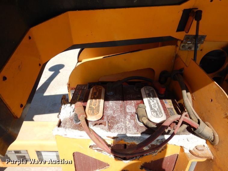 image for item KR9265 2006 Biljax 3632T  boom lift