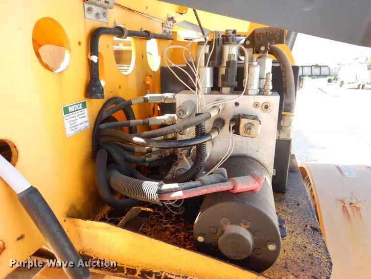 image for item KR9265 2006 Biljax 3632T  boom lift