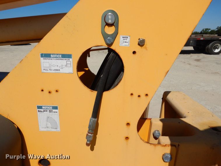 image for item KR9265 2006 Biljax 3632T  boom lift