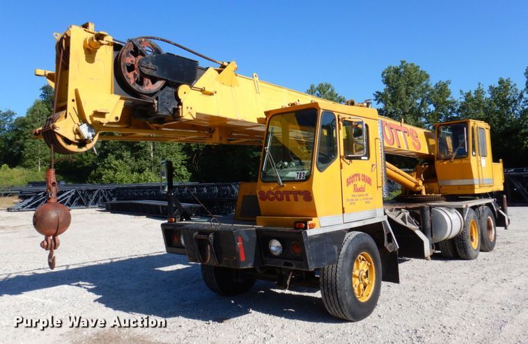 image for item KR9267 1977 Grove TMS250A  crane