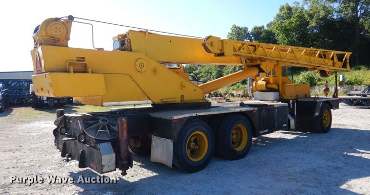 image for item KR9267 1977 Grove TMS250A  crane