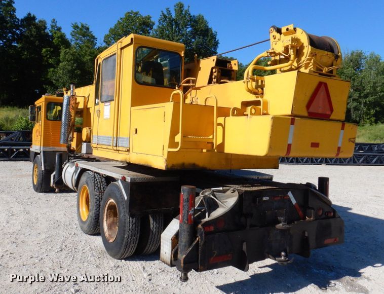 image for item KR9267 1977 Grove TMS250A  crane