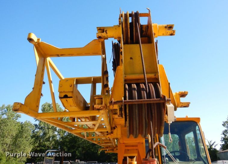 image for item KR9267 1977 Grove TMS250A  crane