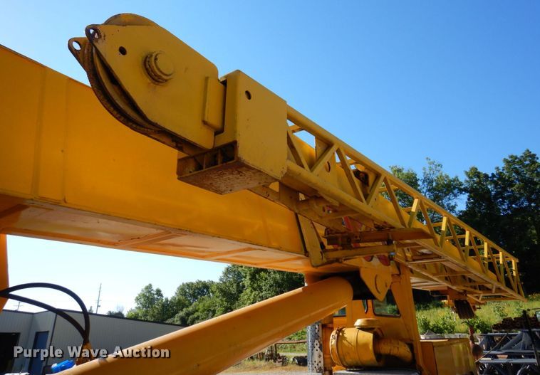 image for item KR9267 1977 Grove TMS250A  crane
