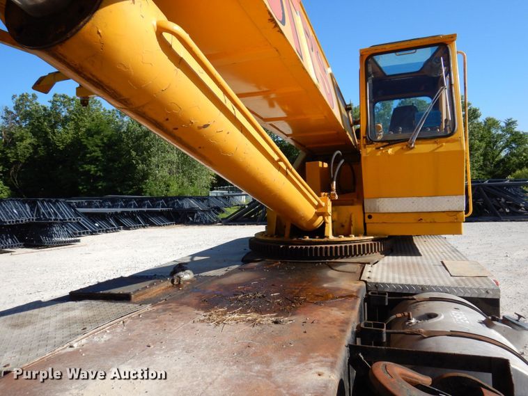 image for item KR9267 1977 Grove TMS250A  crane