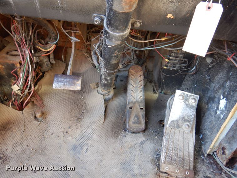 image for item KR9267 1977 Grove TMS250A  crane