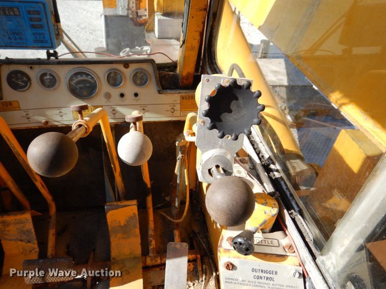 image for item KR9267 1977 Grove TMS250A  crane