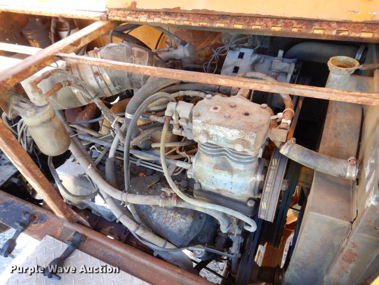 image for item KR9267 1977 Grove TMS250A  crane