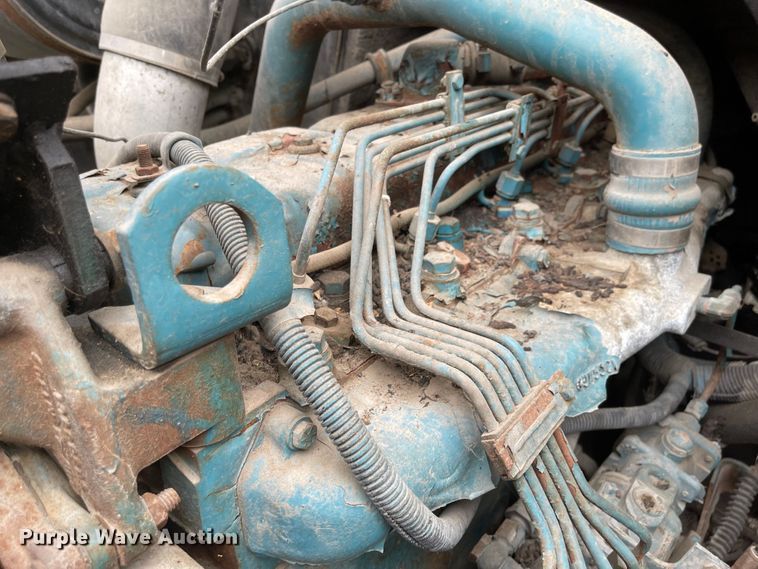 image for item LF9054 1987 International S1900  flatbed truck