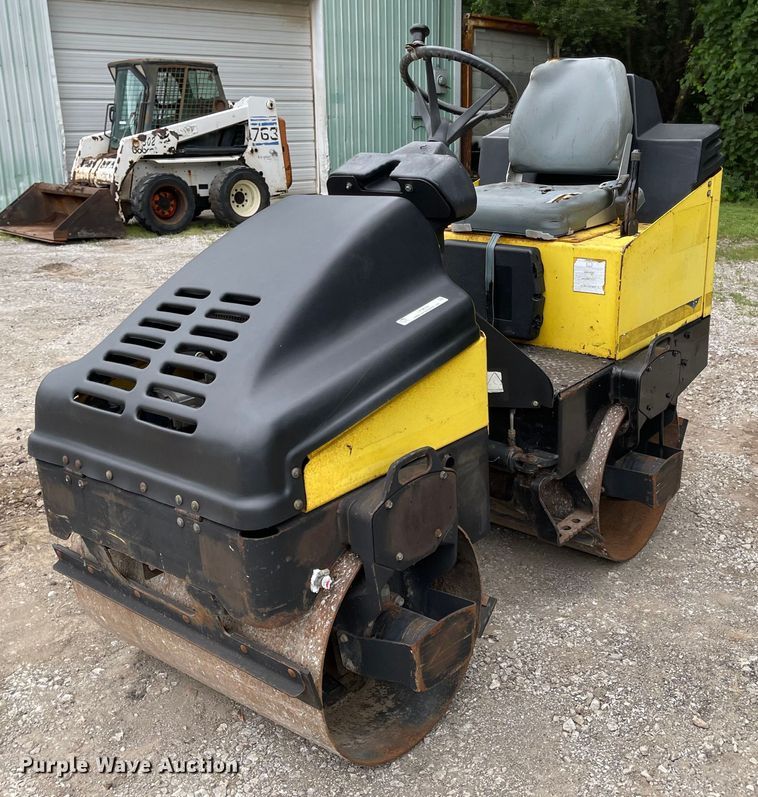 image for item LF9056 Wacker RD11V  double drum vibratory roller