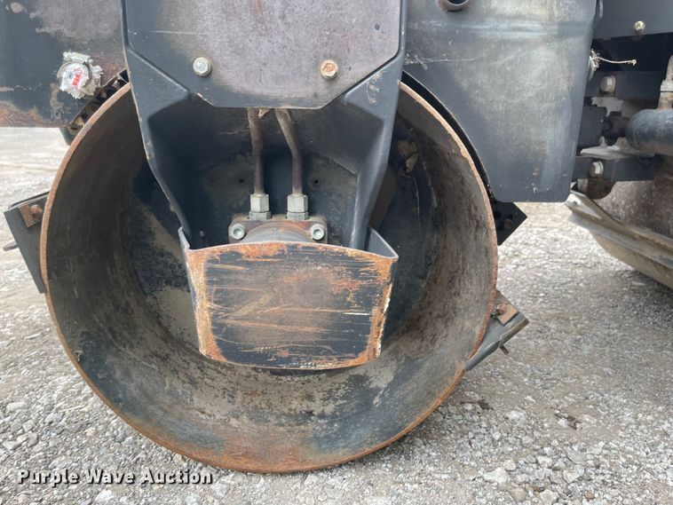 image for item LF9056 Wacker RD11V  double drum vibratory roller