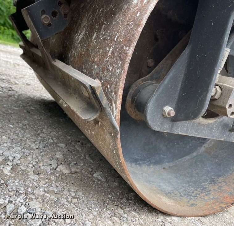 image for item LF9056 Wacker RD11V  double drum vibratory roller