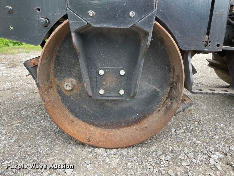 image for item LF9056 Wacker RD11V  double drum vibratory roller