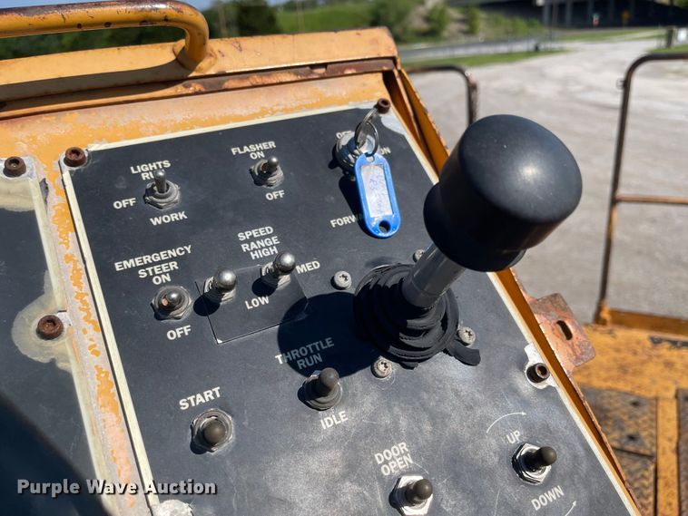 image for item LF9057 CMI RS-500B  soil stabilizer / recycler