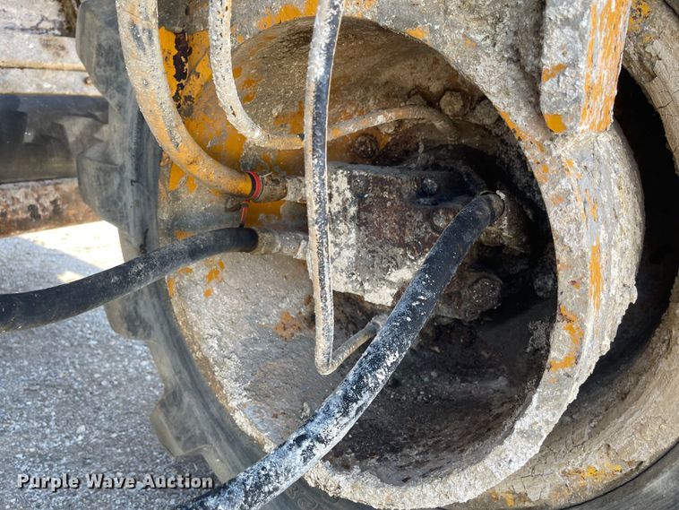 image for item LF9057 CMI RS-500B  soil stabilizer / recycler