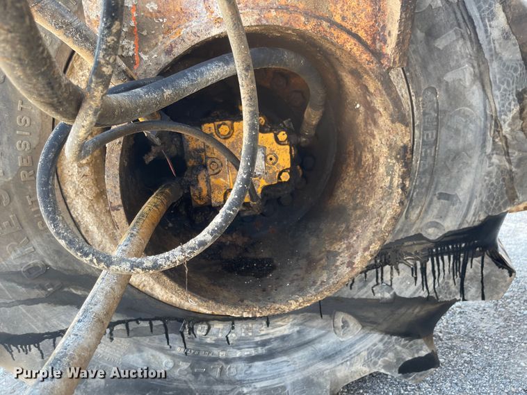 image for item LF9057 CMI RS-500B  soil stabilizer / recycler