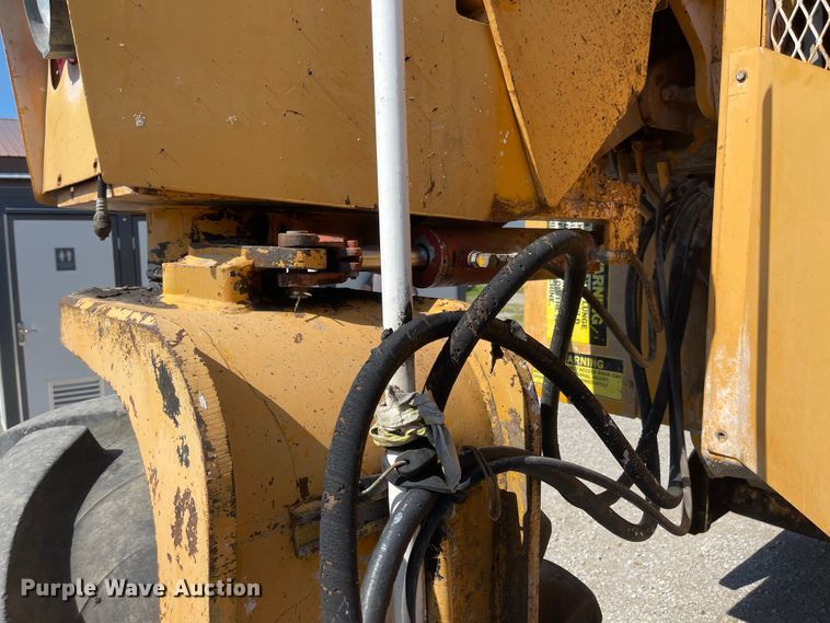 image for item LF9057 CMI RS-500B  soil stabilizer / recycler