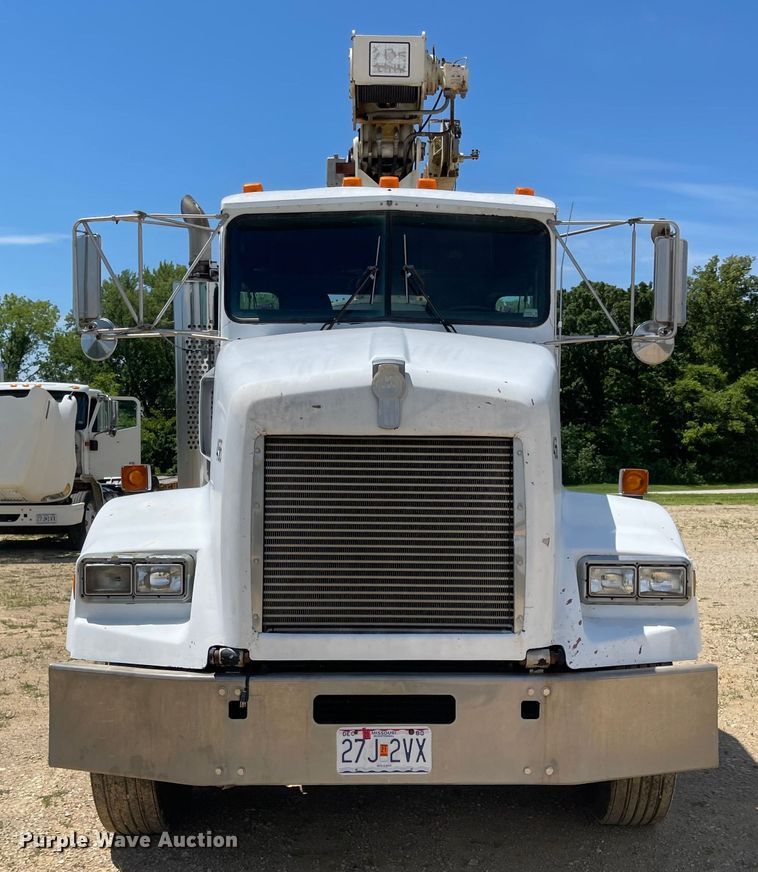 image for item LF9065 1993 Kenworth T400  crane truck