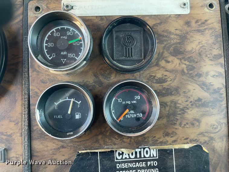 image for item LF9065 1993 Kenworth T400  crane truck