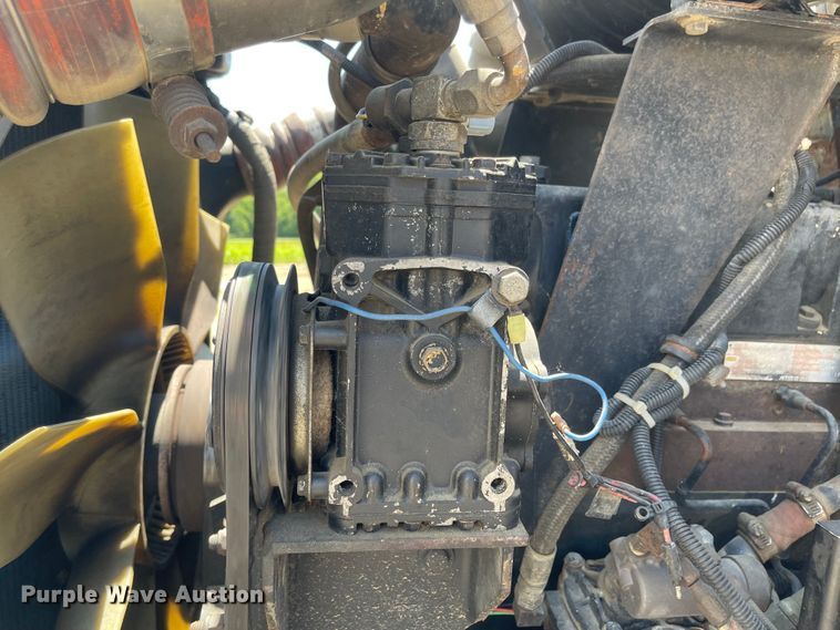 image for item LF9065 1993 Kenworth T400  crane truck