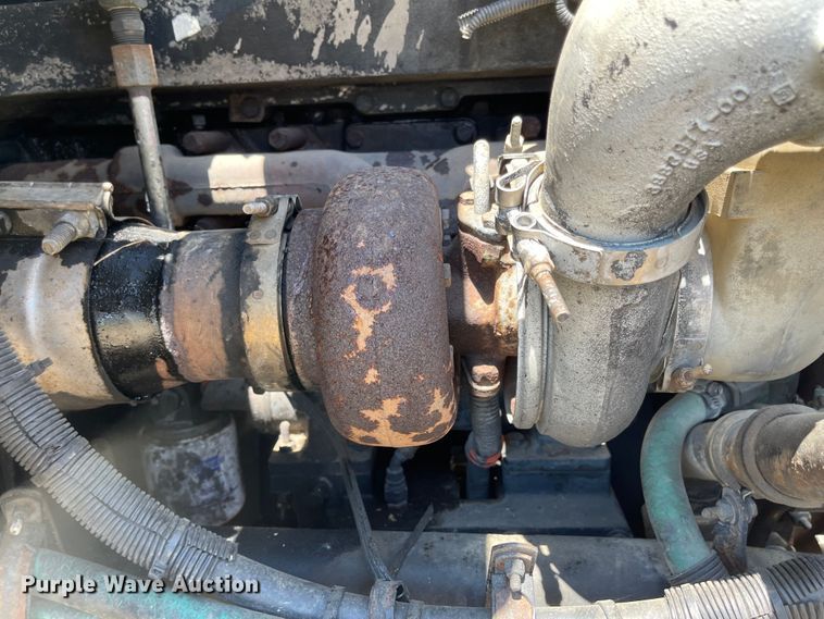 image for item LF9065 1993 Kenworth T400  crane truck