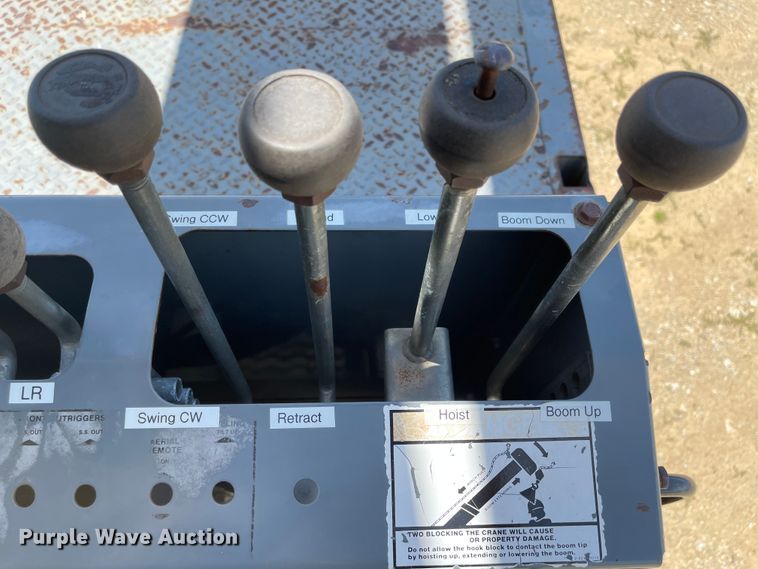 image for item LF9065 1993 Kenworth T400  crane truck