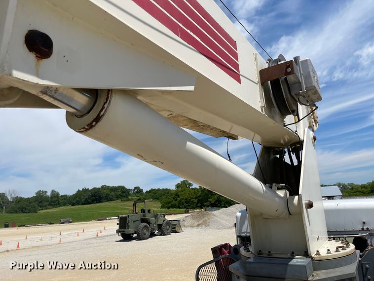 image for item LF9065 1993 Kenworth T400  crane truck