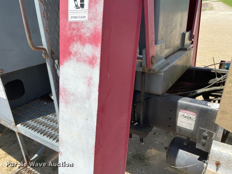 image for item LF9065 1993 Kenworth T400  crane truck