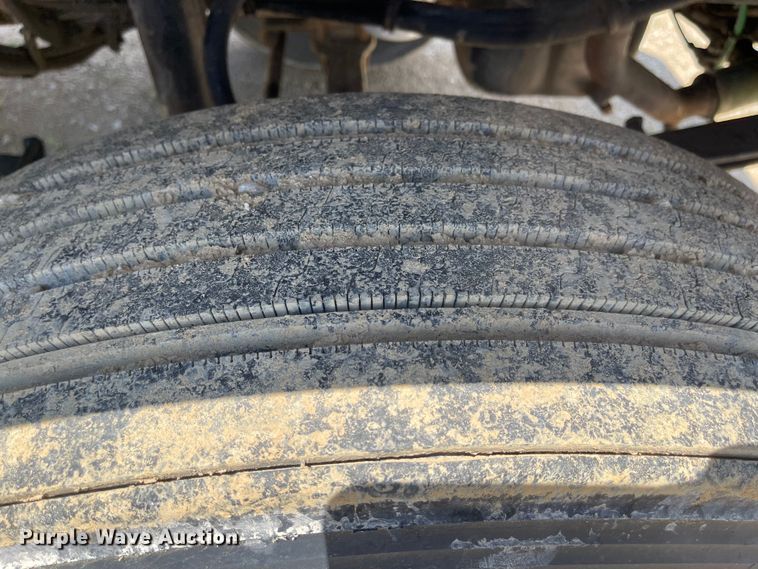 image for item LF9065 1993 Kenworth T400  crane truck