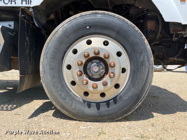 image for item LF9065 1993 Kenworth T400  crane truck