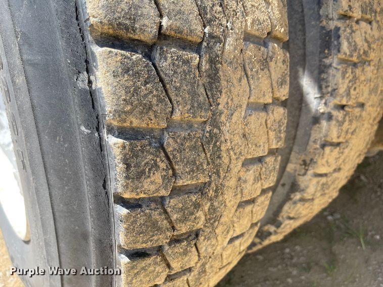 image for item LF9065 1993 Kenworth T400  crane truck