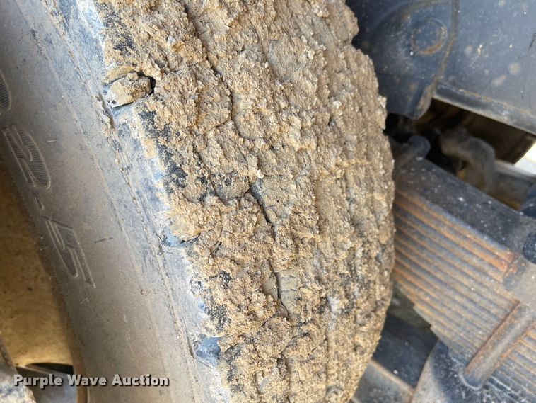 image for item LF9065 1993 Kenworth T400  crane truck