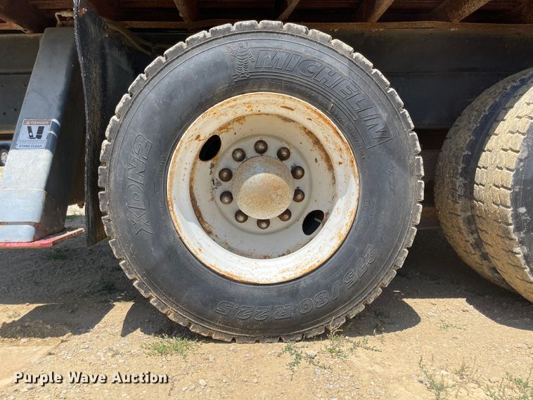 image for item LF9065 1993 Kenworth T400  crane truck