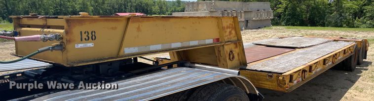 image for item LF9067 1973 Hyster  equipment trailer