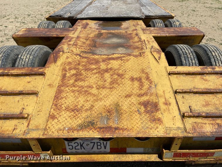 image for item LF9067 1973 Hyster  equipment trailer