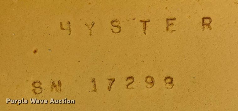 image for item LF9067 1973 Hyster  equipment trailer