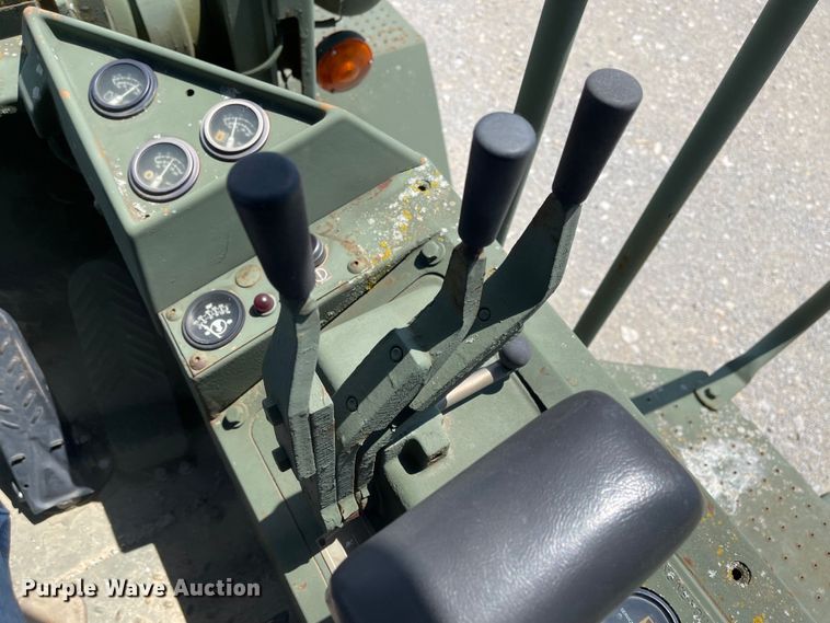 image for item LF9068 1989 Caterpillar 950B  wheel loader