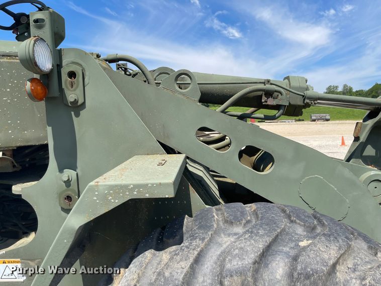 image for item LF9068 1989 Caterpillar 950B  wheel loader