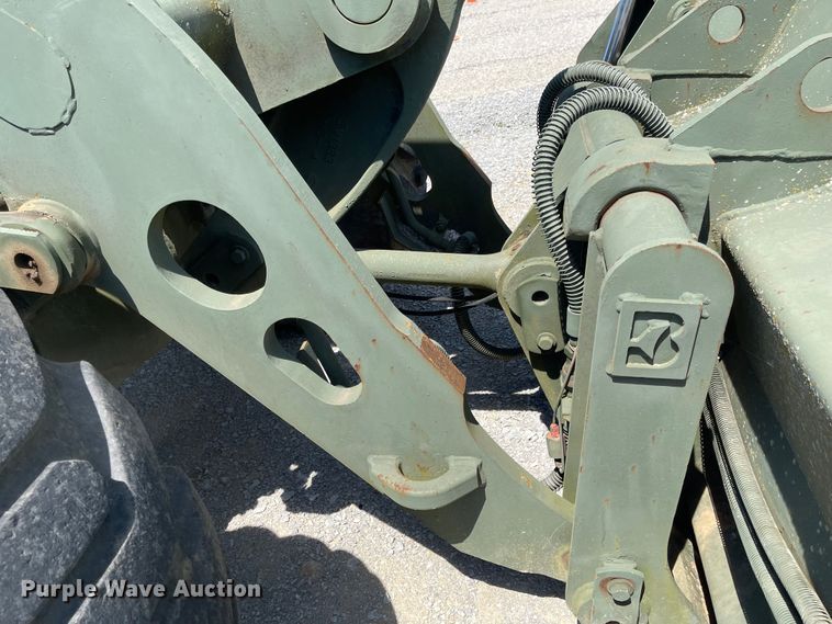 image for item LF9068 1989 Caterpillar 950B  wheel loader