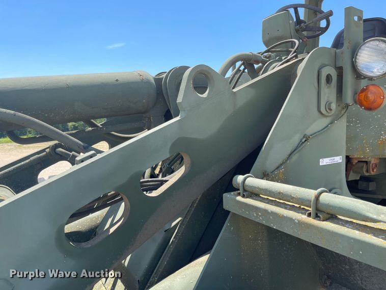 image for item LF9068 1989 Caterpillar 950B  wheel loader